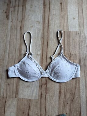 Balconette Bustier Eyelet Lace Ruffle Trim White Underwire Bikini top